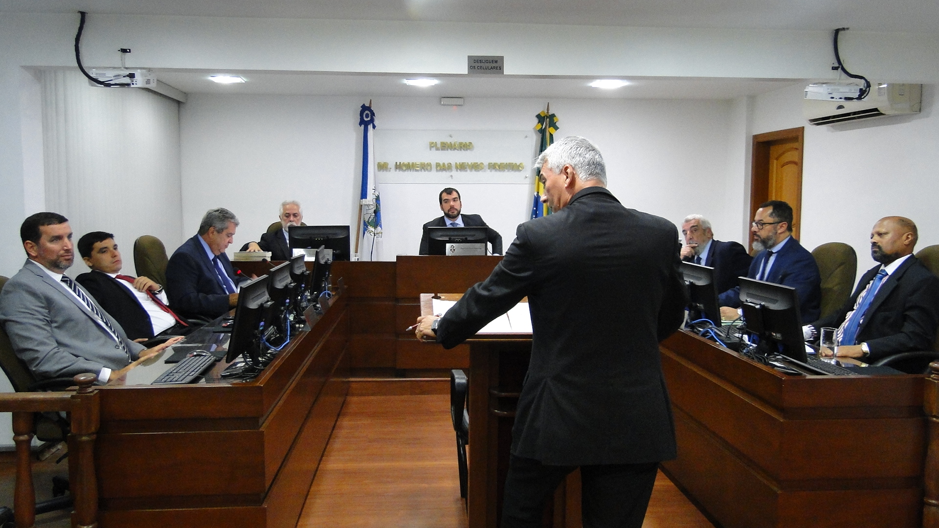 Pleno reforma decisão que absolvia Heliópolis, Paraíba do Sul e Ceres