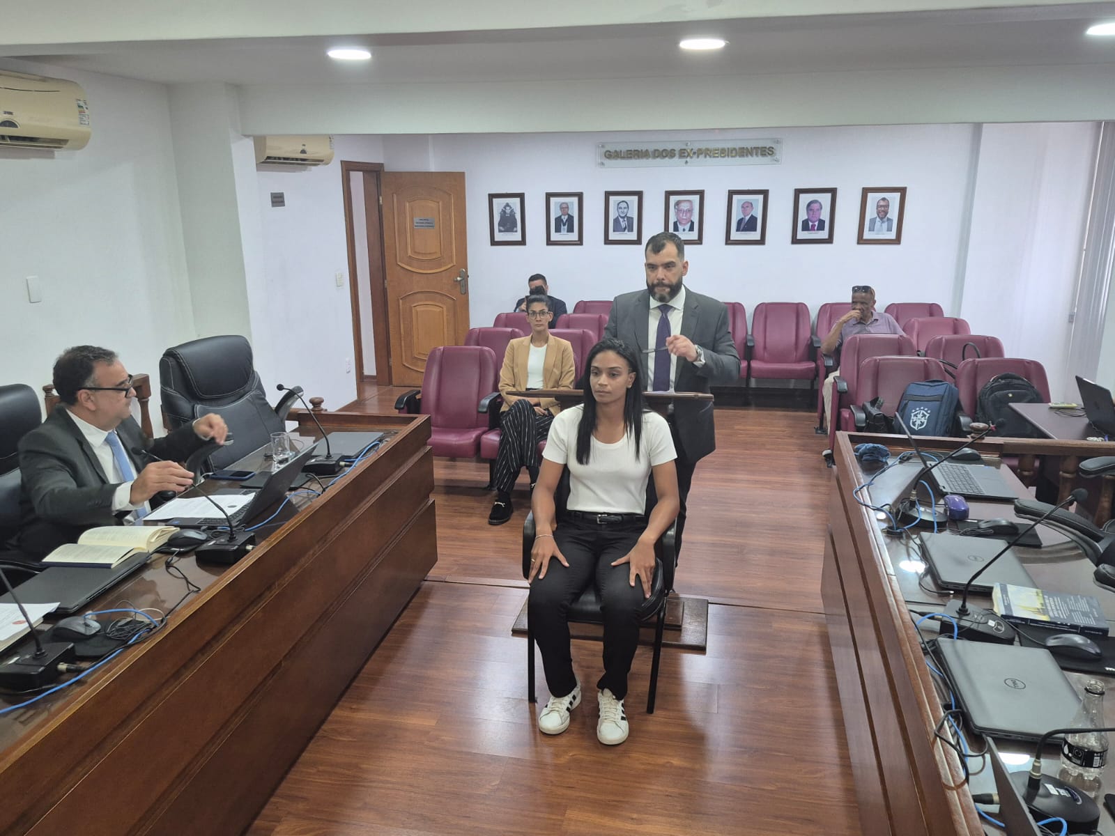 Árbitra iniciante é inocentada por relato incompleto da súmula